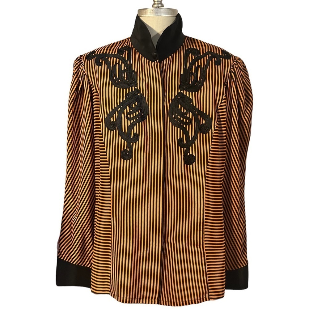 Gorgeous Aseret  100 percent Silk and Embroidered Vintage button up blouse